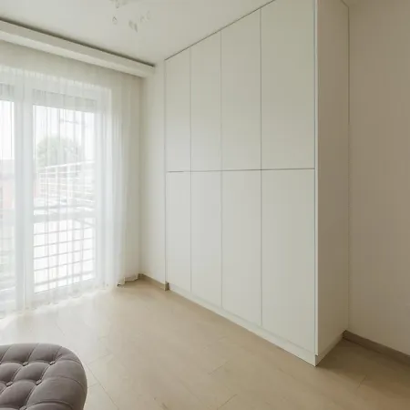 Penthouse Deluxe - Free Parking, Roof Garden