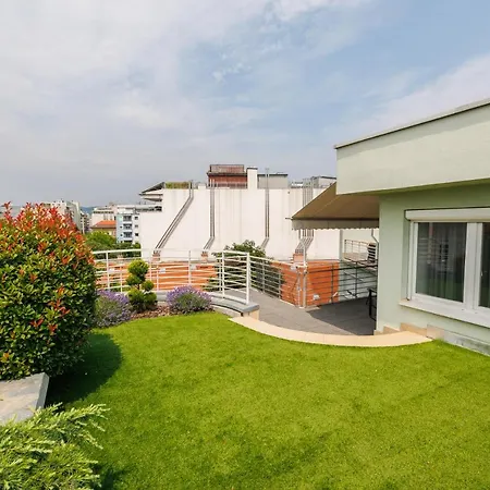Penthouse Deluxe - Free Parking, Roof Garden * Budapest